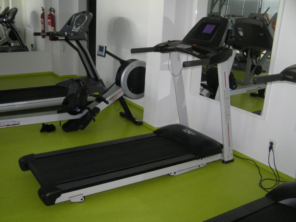 Prumyslových robotu-4